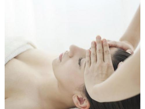 Massagem relaxante e outras técnicas