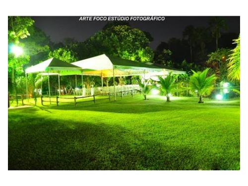 Lindo espaço para seu casamento em meio a natureza