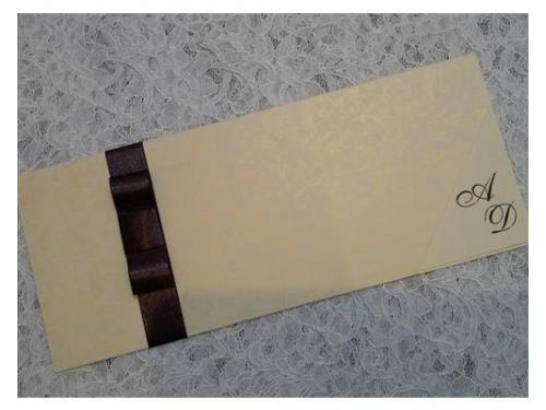 Cs. 0151 - papel estampado marfim perolizado.