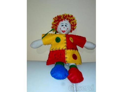 Boneca Emília_R$28,00