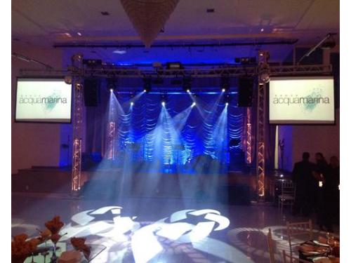 Cantores capazes de interpretar músicas de todos os ritmos