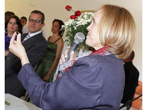 Celebrante Rosimeire Belo Horizonte