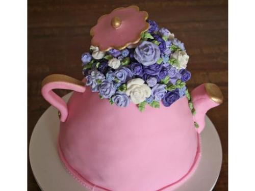 Bolo real de chaleira para chá bar.