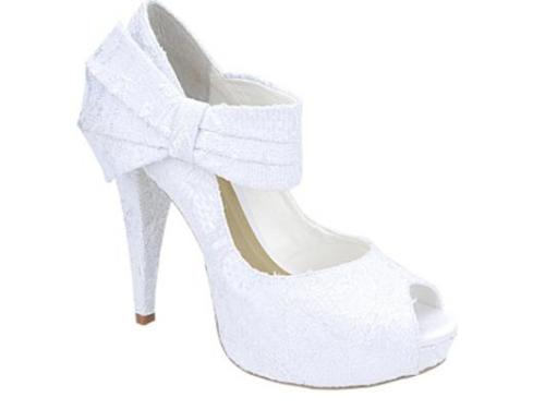 Cetim alto relêvo

ref.295bm
salto 9cms ou 11,5cms.
várias opções de cores no cetim liso.