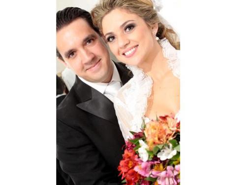 O registro da alegria dos noivos