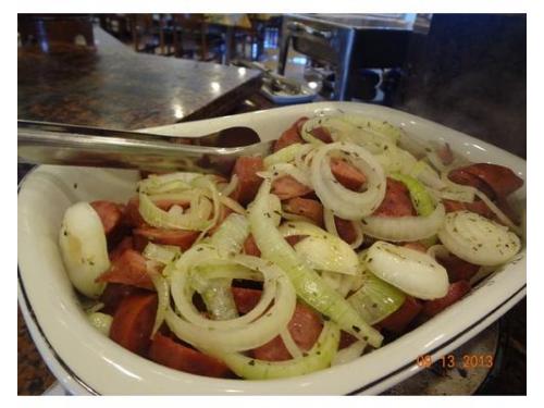 Calabresa refogada na cebola