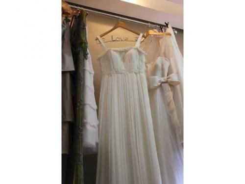 Vestidos em construção no atelier