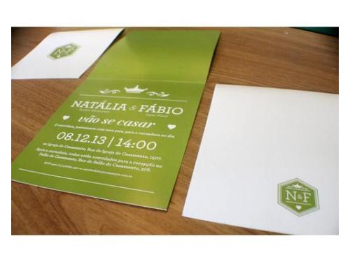 Mais info: http://rosadepapel.com.br/site/layouts/convite-coroa-verde/
