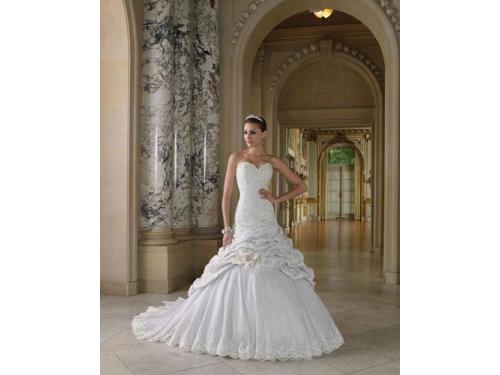 Vestidos românticos e sofisticados