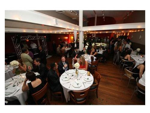 Os noivos têm toda a liberdade para a escolha do buffet de casamento