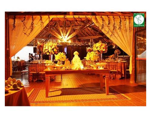 Amplo salão de festas