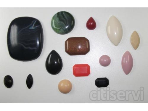 Pedras tamanhos e cores diversas