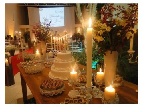 Mesa de doces estilo rústico