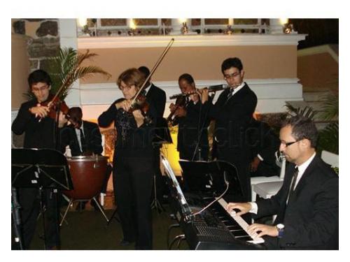 Repertório composto por músicas eruditas, sacras e populares