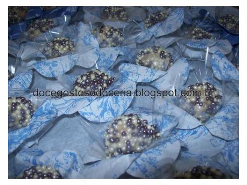 Brigadeiro perolado.