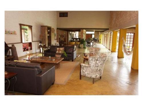 Um espaço para casamento com charme rústico