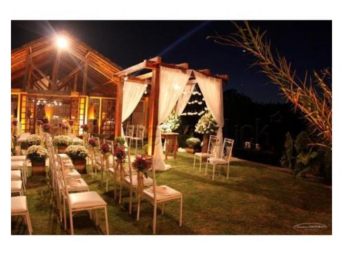 Um espaço para casamento cheio de charme