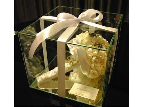 Exclusividade atelier andrea figueiredo caixa de vidro para entregas no rio