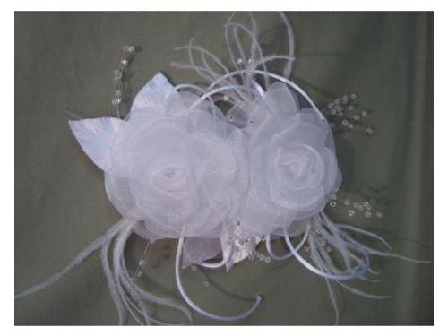 Aplique para noiva em gazar com camélia de 7cm e 8cm