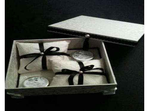 Caixa sachê e surpresa