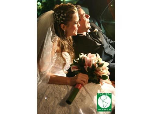 Noivos muito mais tranquilos e felizes