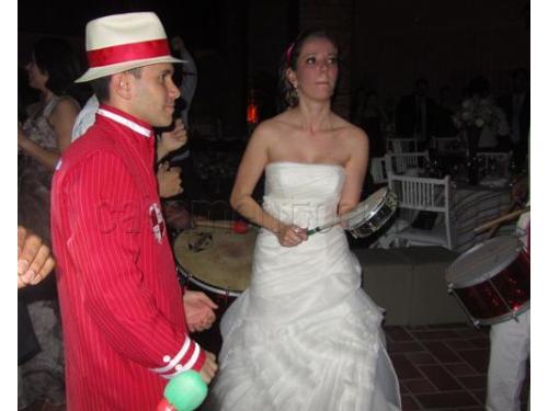 Festa de casamento com muito samba no pé