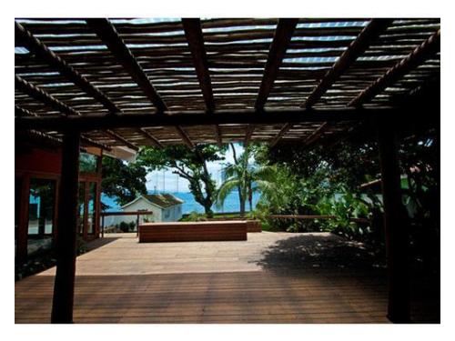 Espaço para casamento na praia