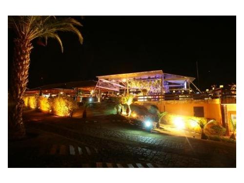 Iluminação à noite