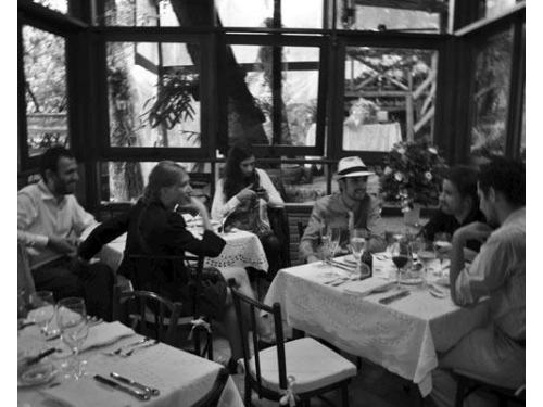 Espaço ideal para pequenas confraternizações