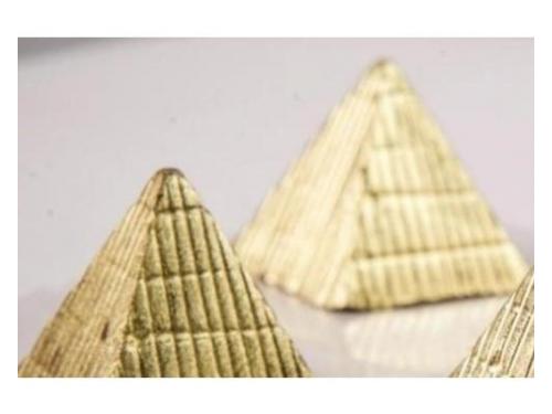 Pirâmides de amareto, delícia!